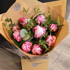 Peonies bouquet 
