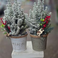 Winter Wonderland Potted Tree